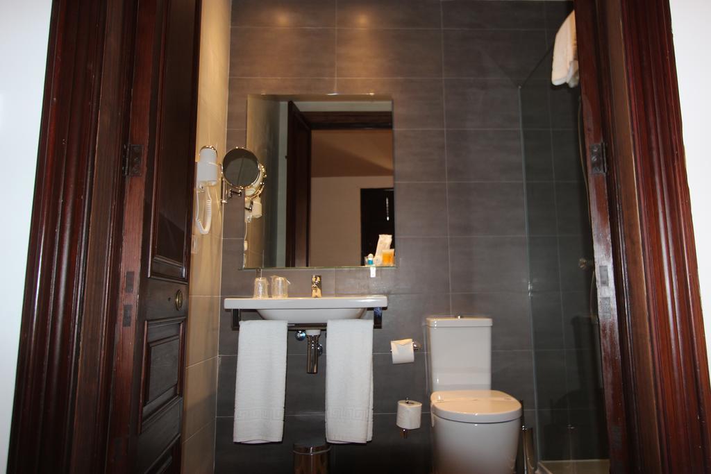 Antic H. Espana Hotell 3*